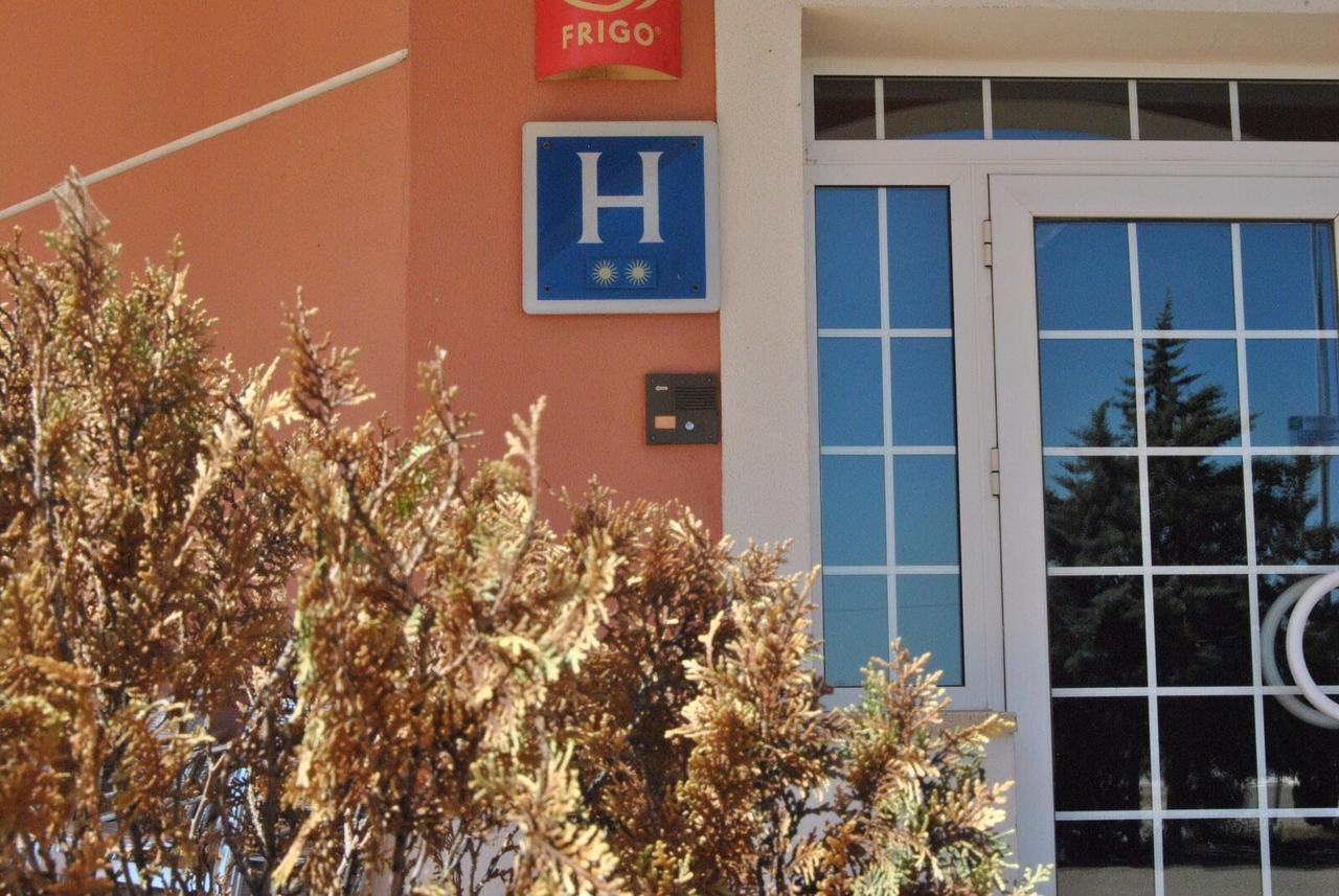 Hotel Las Dehesas Navalvillar de Pela Kültér fotó